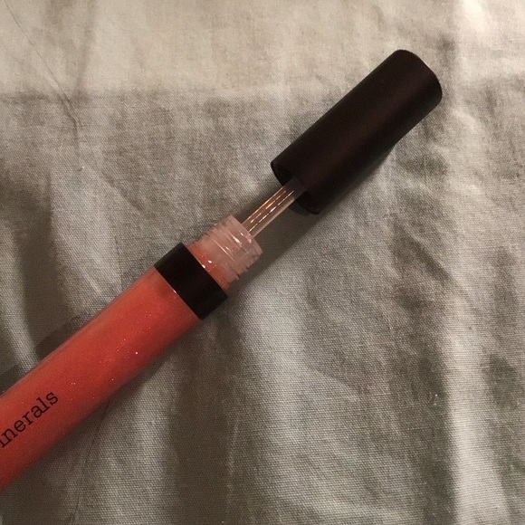 NWT BareMinerals MOXIE plumping lipgloss - Picture 5 of 7